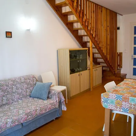 Townhouse With Garden And Easy Access ヴィラ *