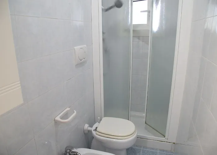 וילה Townhouse With Garden And Easy Access